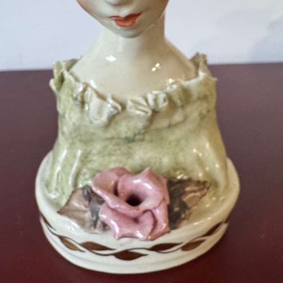 Cordey 1940s Porcelain Figurine Elegant Ceramic Bust with Pink Accents - Picture 6 of 11